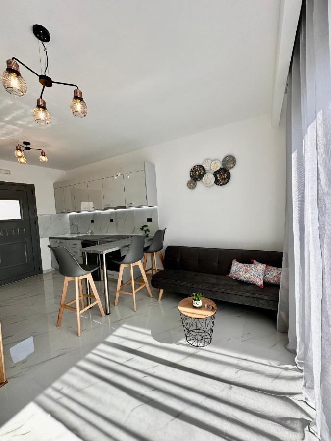 Royal Luxury Studios Archangelos  Exterior foto